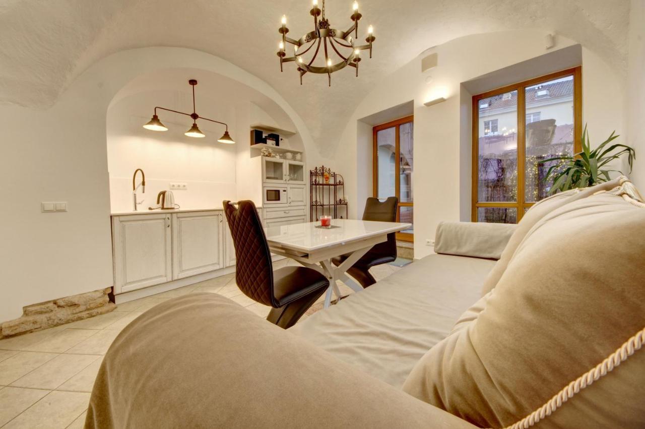 Vilnius Old Town Apartments ภายนอก รูปภาพ